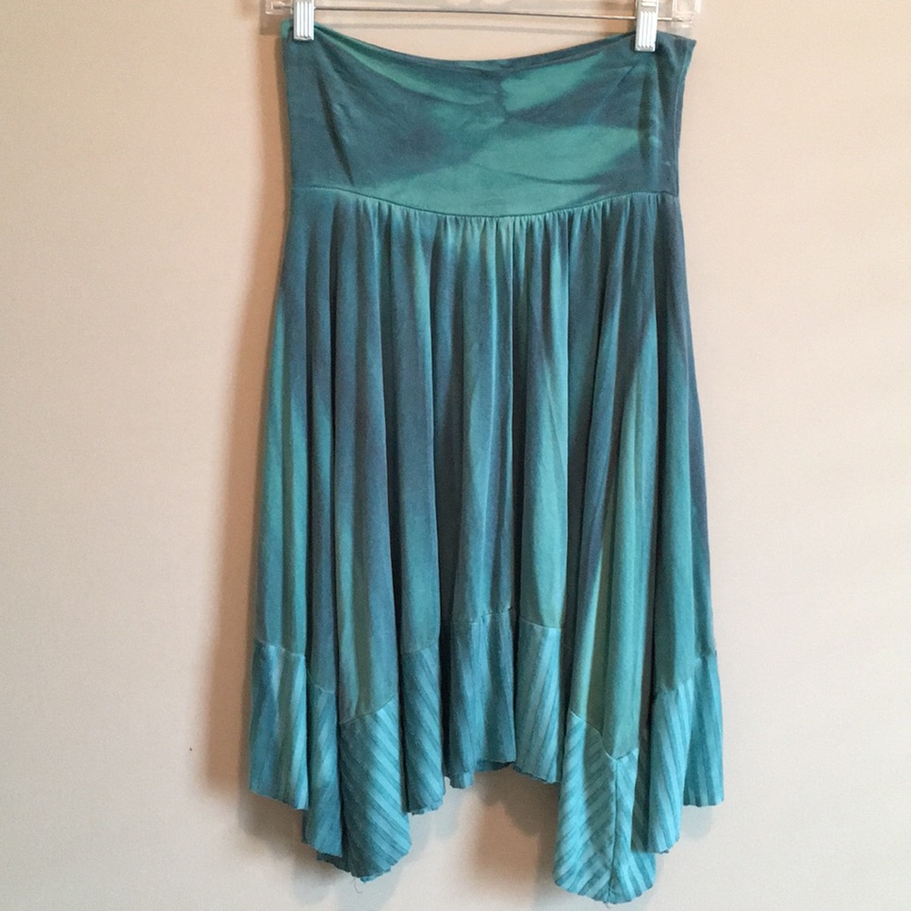 Soft flowy tie dye shirt